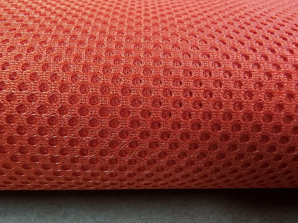 Síťovina červeno-oranžová