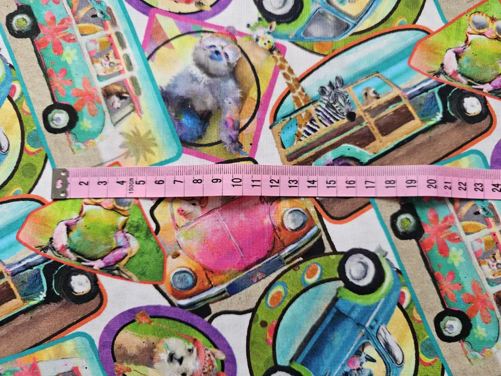 Bavlna zvířatka v autě