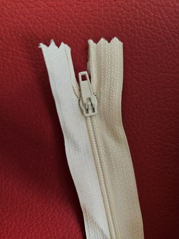 Zip spirálový 35 cm