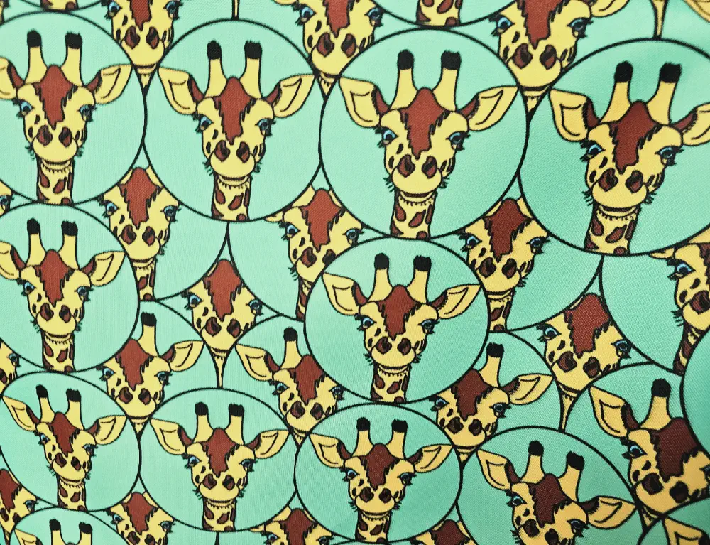 Kocarkovina Žirafa v kruhu