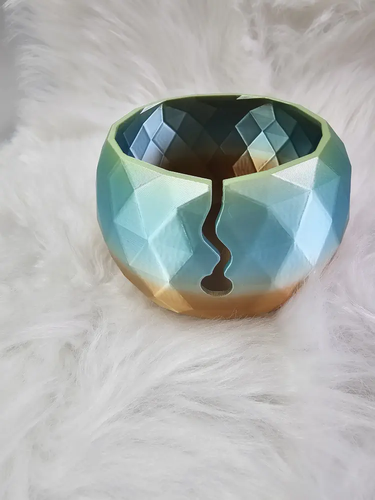 Klubíčková miska zeleno-hnědá