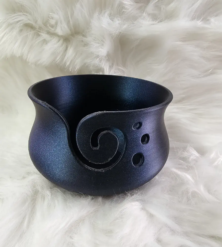 Miska na menší klubíčka – noční třpyt