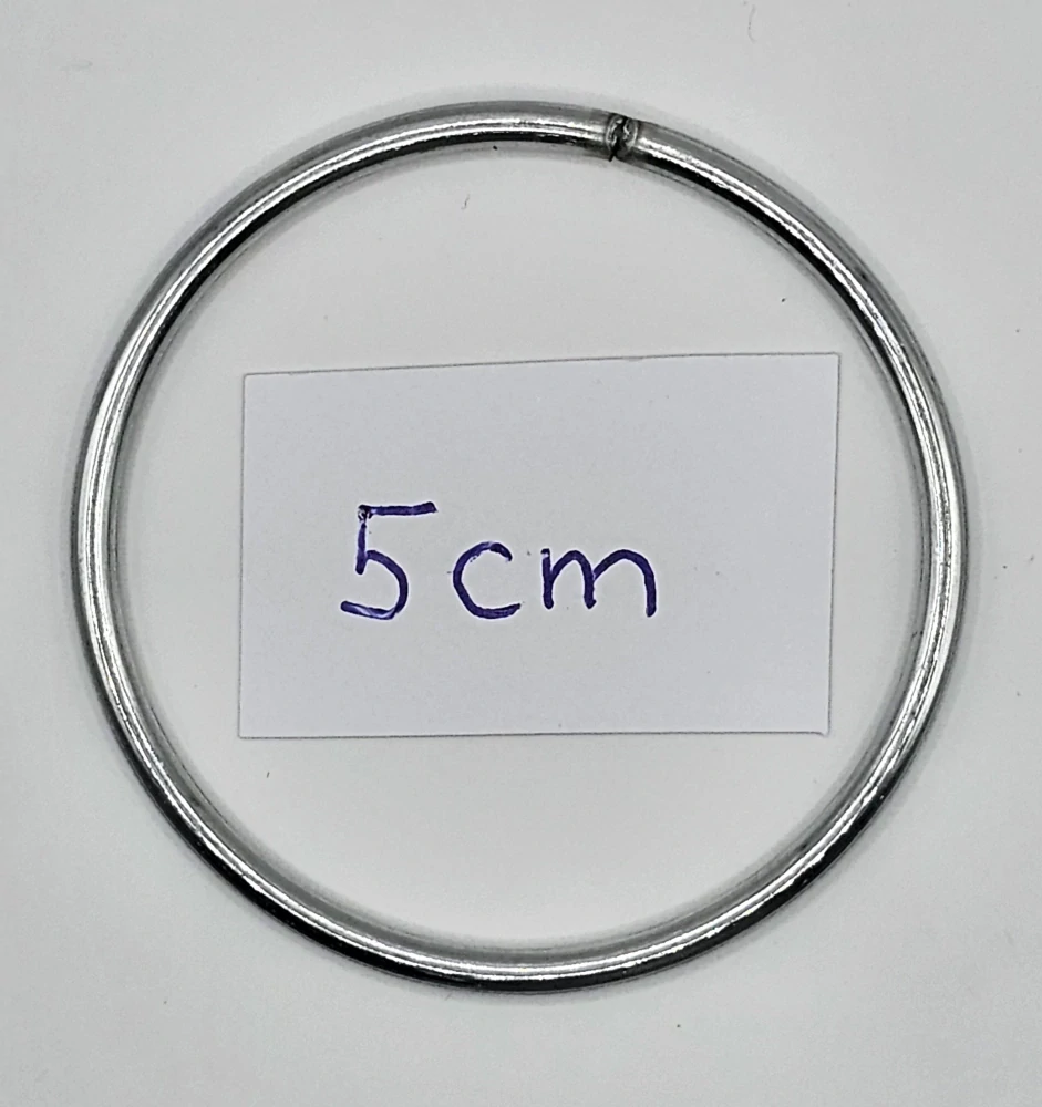 Kruh na lapač snů se stříbrným vzhledem - ⌀ 5 cm až 30 cm
