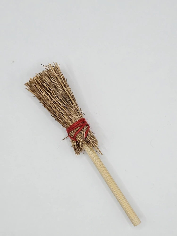 Dekorační košťátko 9 cm