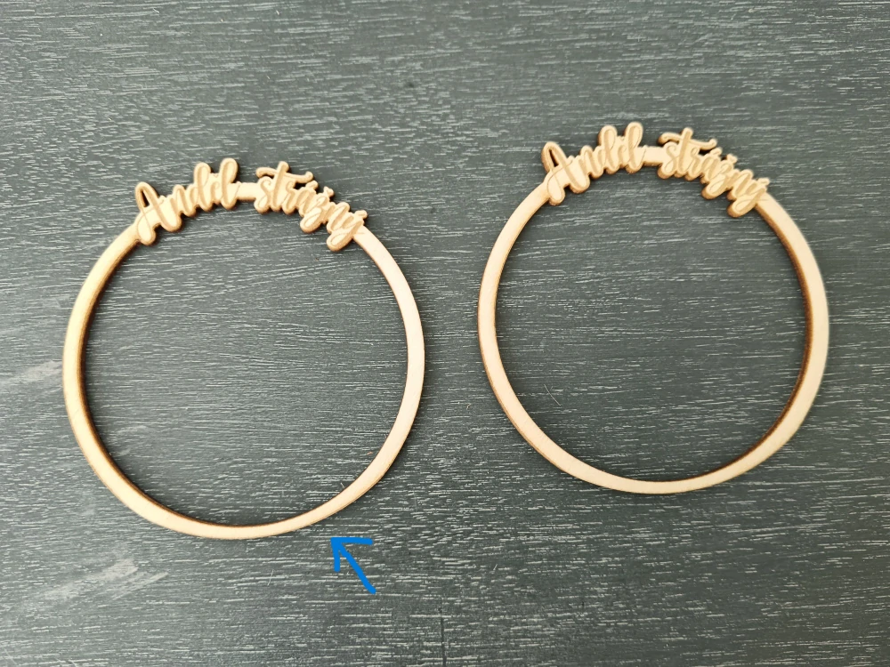 Dřevěný kruh pod macramé andělku - placatý ANDĚL STRÁŽNÝ - 8 cm - II. jakost