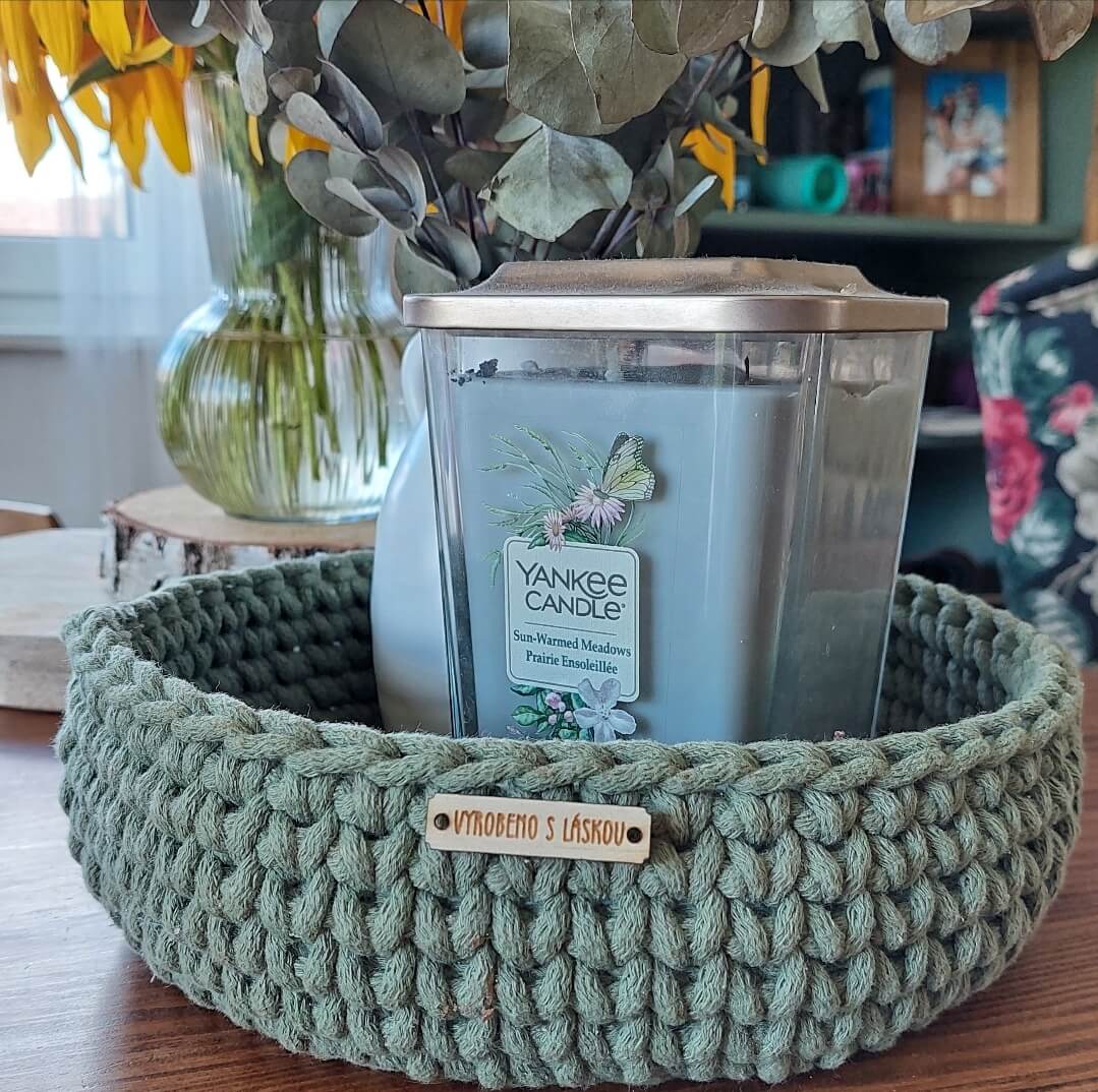 Dřevěný štítek 40 x 10 mm - VYROBENO S LÁSKOU - obdelník