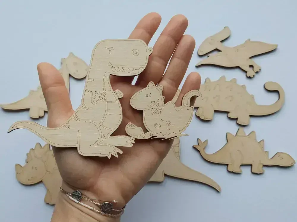 Dřevění dinosauři k dotvoření - 8 kusů