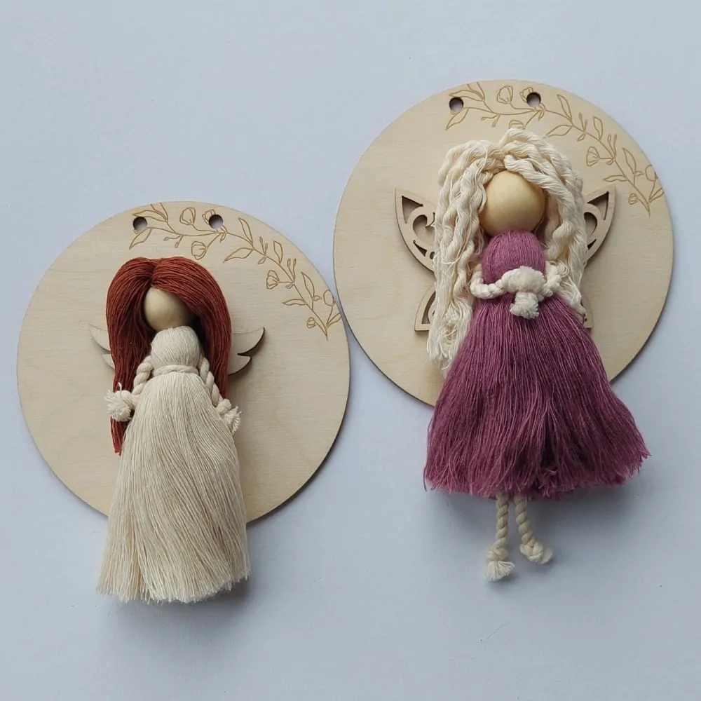 Dřevěné kolečko pod macramé Andělku - 12,5cm - větvička