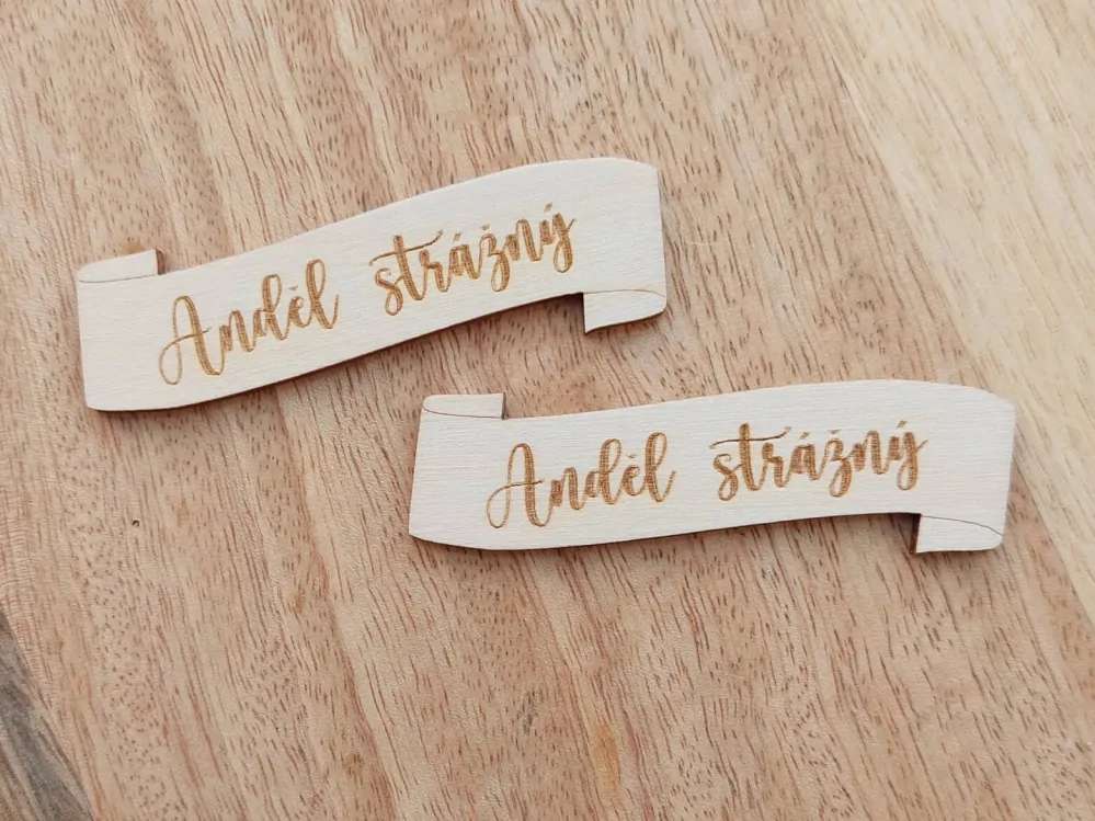 Dřevěná cedulka ANDĚL STRÁŽNÝ - 6,5 x 2 cm