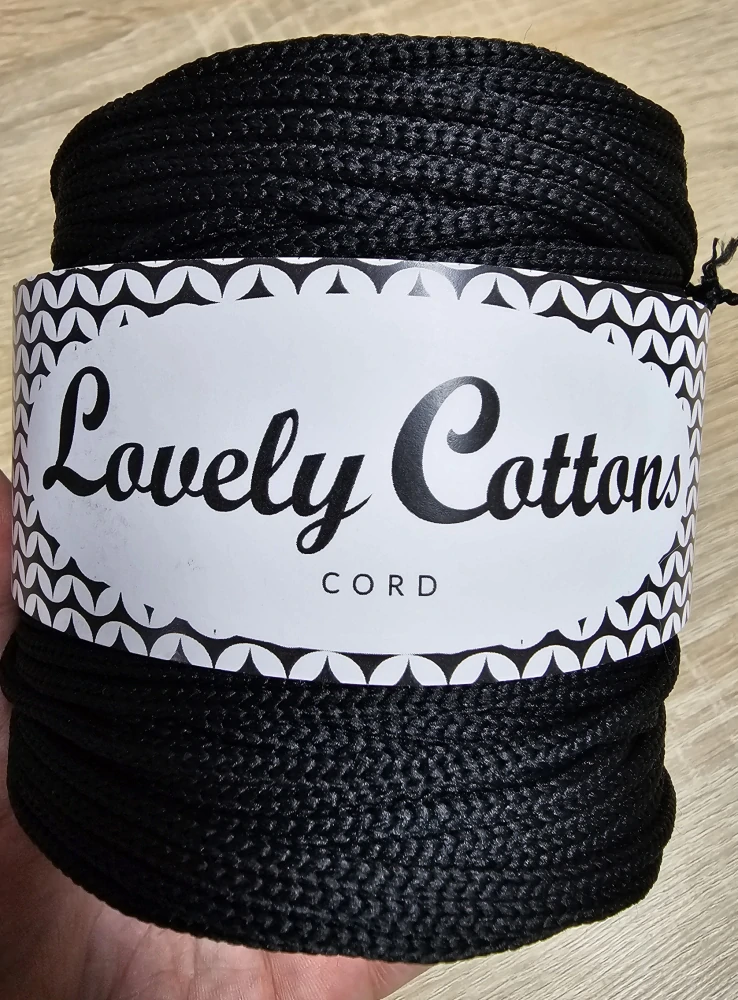 Polyesterová šňůra Lovely Cottons 3mm - černá