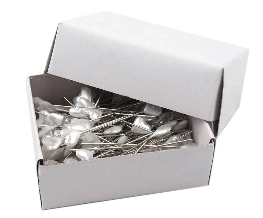 Špendlíky - balení 140 kusů