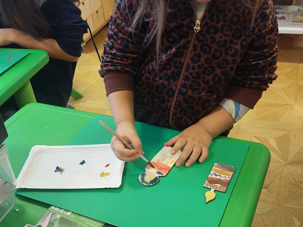 Dřevěné svíčky k vymalování