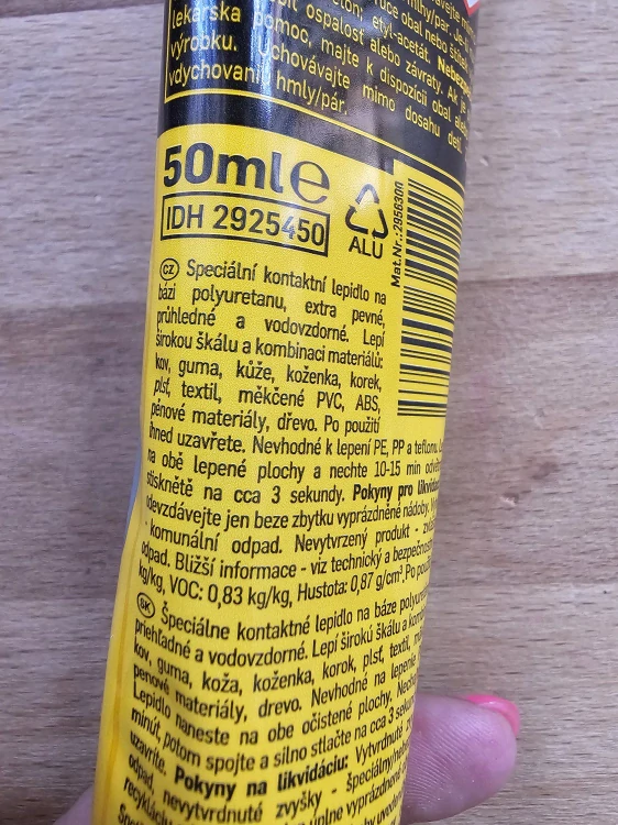 Lepidlo chemoprén