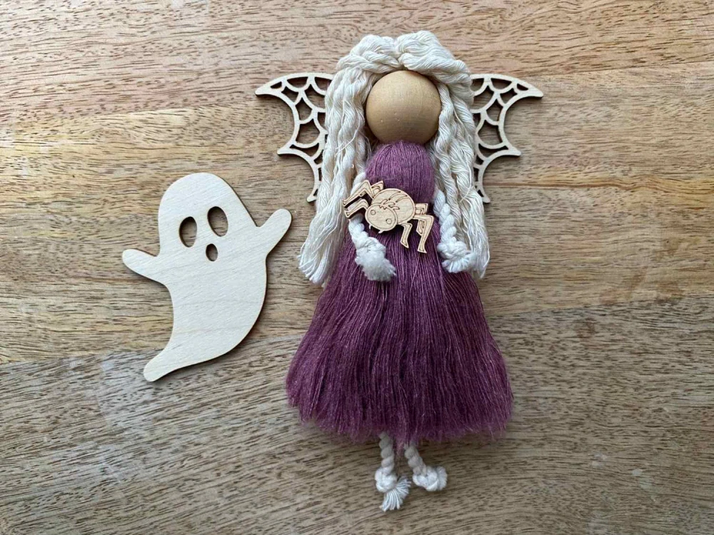 Dřevěný duch - 7 x 6 cm