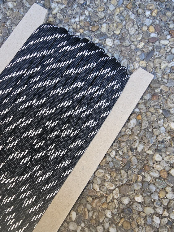 PARACORD 550 - Černý- reflexní -RNC 607