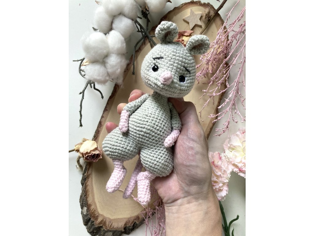 Kniha Háčkovaný svet hračiek - Zvieratká z lesa