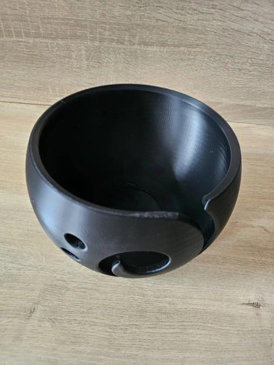 Háčkovací miska na přízi vel. L – Black Panther - černá