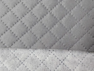 zateplená kočárkovina šedá