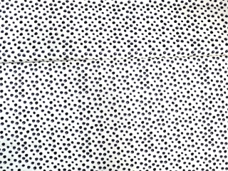 Boruvkové puntíky- bavlněné plátno