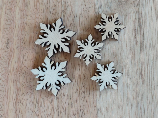Dřevěná vločka 2