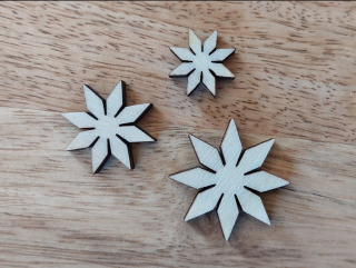 Dřevěná vločka 4