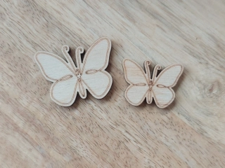 Dřevěný motýl - 2 a 2,5 cm