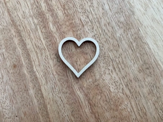 Dřevěné srdíčko spojené - 2,5 cm