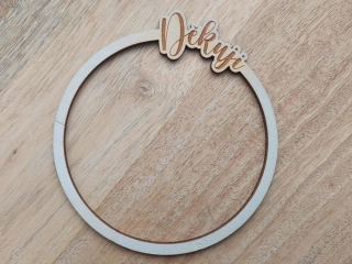 Dřevěný kruh pod macramé andělku - placatý DĚKUJI - 10 cm