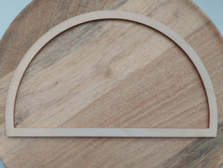 Dřevěný půlkruh placatý - 25 x 15 cm