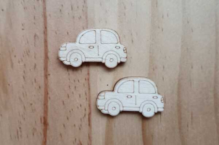 Dřevěné autíčko 2- 1,5 x 3 cm